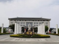 国庆中秋双节同庆，，，，，，必赢亚洲集团红旗飘扬！