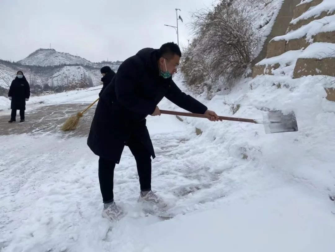 新春佳节的温暖守护 | 必赢亚洲以行动誊写责任，，，，拾金不昧照亮人心