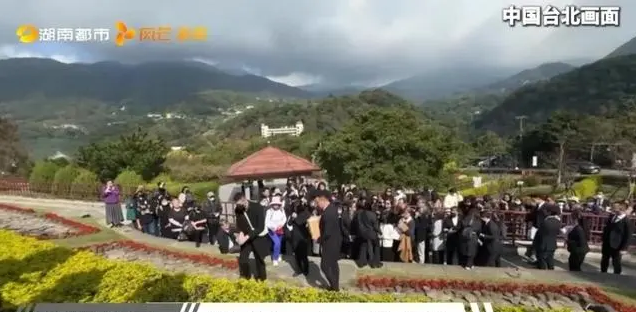 从琼瑶选择花葬，，，，，，，看生态葬的绿色价值与社会趋势